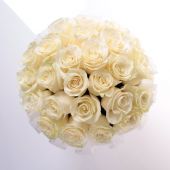Розы в шляпной коробке Grand "Белые"