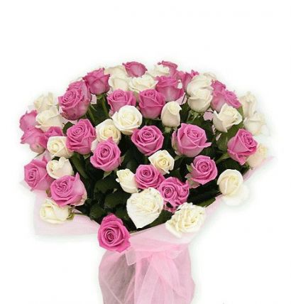 51 розовая и белая роза 70 см купить в Москве по цене 4990 руб с доставкой - Bella Roza