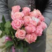 15 розовых роз Анна Карина