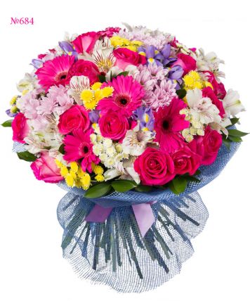 Букет роз Цветочная мозаика купить в Москве по цене 11910 руб с доставкой - Bella Roza