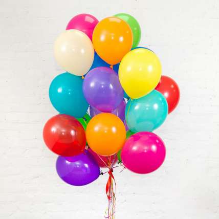 15 воздушных шаров с гелием купить в Москве по цене 2000 руб с доставкой - Bella Roza