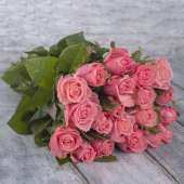 27 розовых роз 100 см