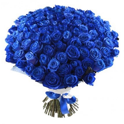 Букет из 101 синей розы купить в Москве по цене 16999 руб с доставкой - Bella Roza